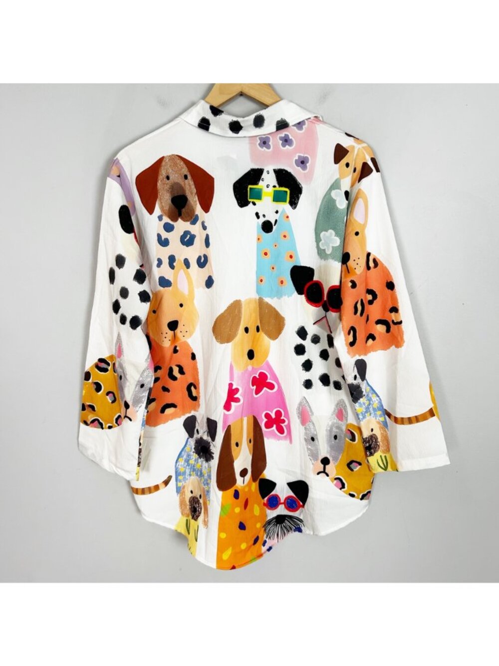 Unbranded Women’s Collared Shirt Colorful Dog Print Tunic Top Size Large - Picture 4 of 6